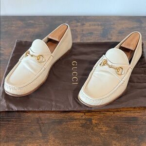 Gucci Men’s Cream Leather Horsebit Loafers